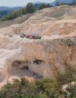 Viceministro Medio Ambiente confirma Gobierno ejecuta remediación ambiental en Cuevas del Pomier.